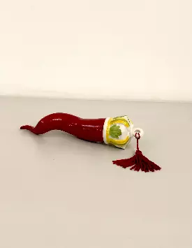 Corno con corona decorata