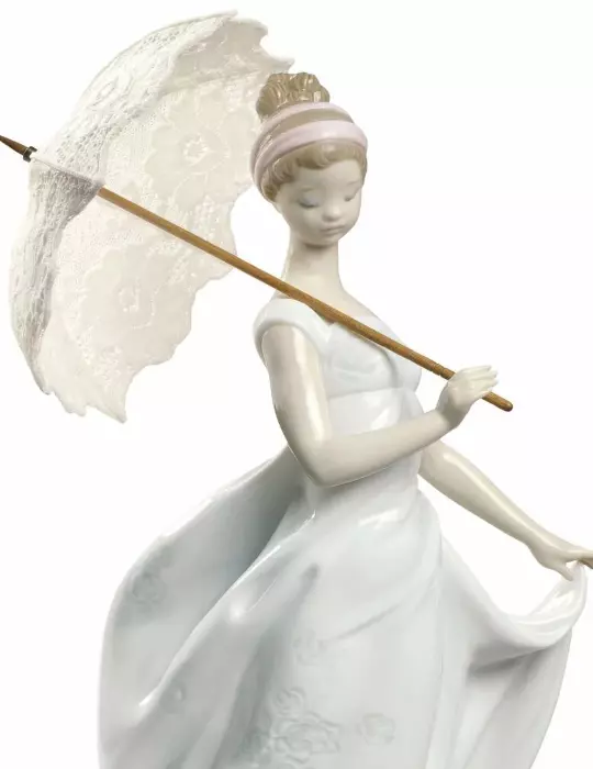 Donna Eleganza